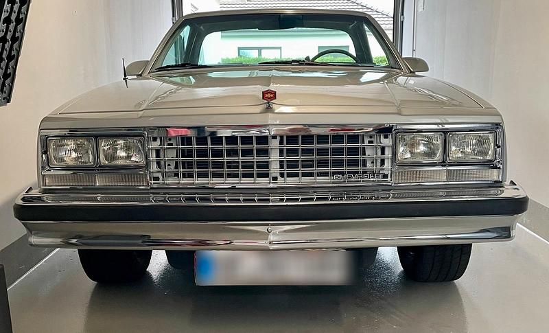 Silber Gebraucht 1986 Chevrolet El Camino SUV | 16.900 € - Bild 1/4