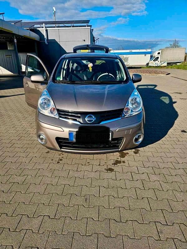 Second-hand Nissan Note 110 CP (80 kW) 2011 Hatchback