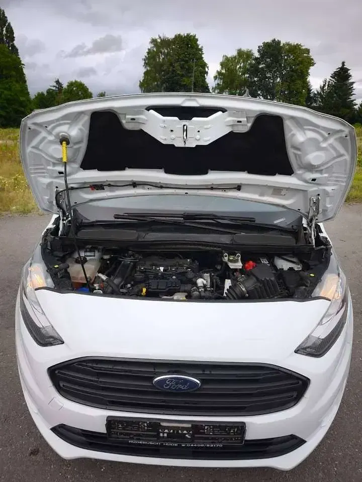 Gebraucht Ford Transit Connect 101 PS (74 kW) 2021 Weiß Van / Kleinbus