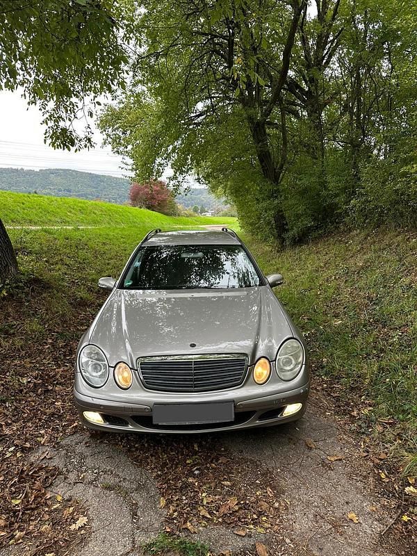 Gebraucht 2005 Mercedes E280 Kombi | 2.800 € (Fairer Preis) - Bild 1/4