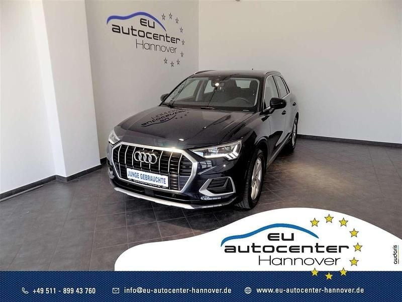 Kosmosblau metallic Gebraucht 2020 Audi Q3 Advanced SUV | 32.490 € (Fairer Preis) - Bild 1/4