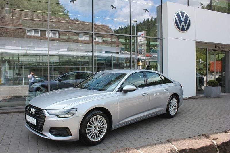 Silber Gebraucht 2022 Audi A6 Design Limousine | 29.990 € (Superpreis) - Bild 1/4