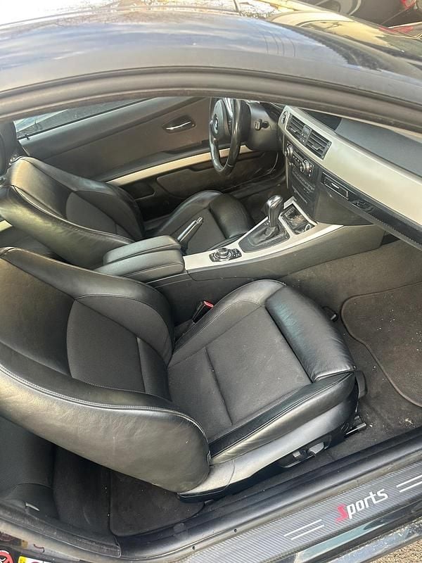 Używany BMW 320 177 KM (130 kW) 2009 Czarny Coupe
