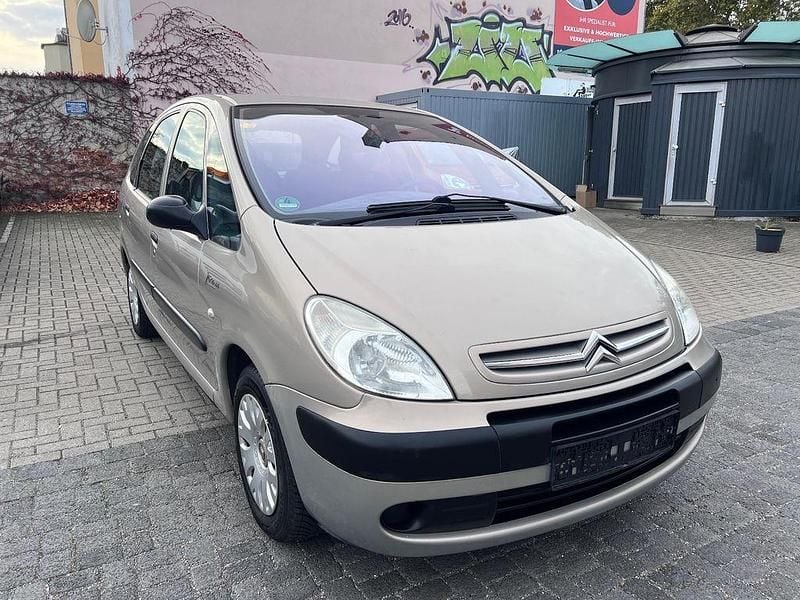 Gebraucht 2005 Citroën Xsara Picasso Comfort Van / Kleinbus | 890 € (Guter Preis) - Bild 1/4