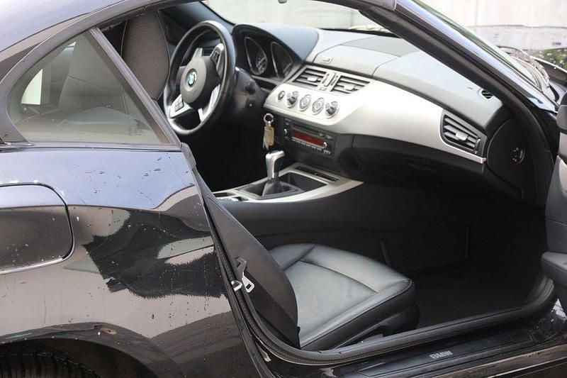 Gebraucht BMW Z4 204 PS (150 kW) 2011 Schwarz Cabrio