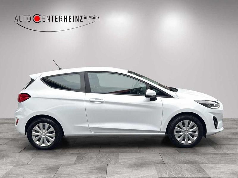 Gebraucht Ford Fiesta Trend 75 PS (55 kW) 2022 Weiß Kleinwagen