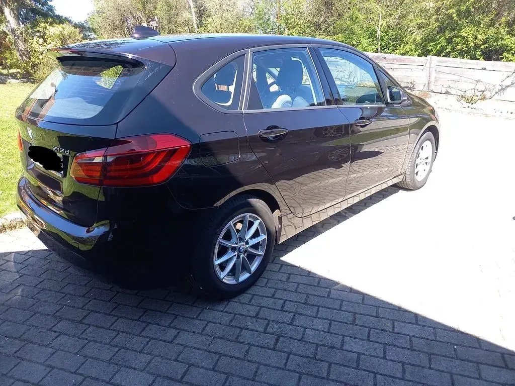 Gebraucht BMW 218 Active Tourer 150 PS (110 kW) 2016 Schwarz Van / Kleinbus