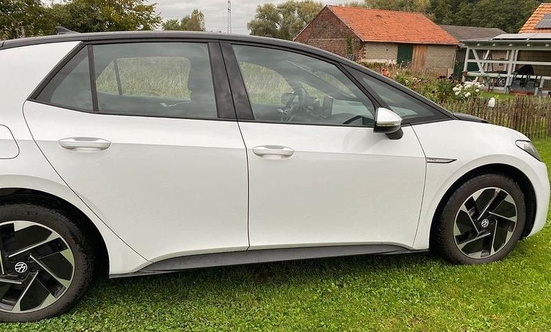 Gebraucht VW ID.3 Pro 150 kW (204 PS) 2023 Weiß Kleinwagen