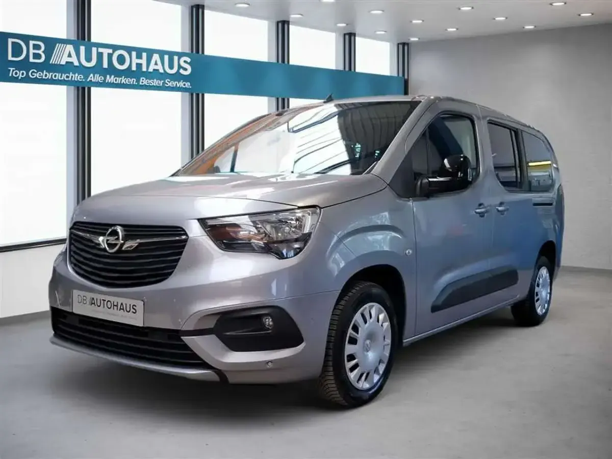 Gebraucht Opel Combo Life Elegance 131 PS (96 kW) 2022 Van / Kleinbus
