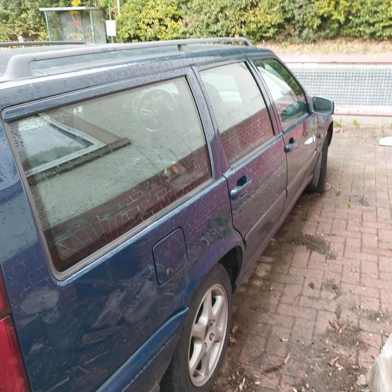 Gebraucht Volvo V70 1998 Blau Kombi