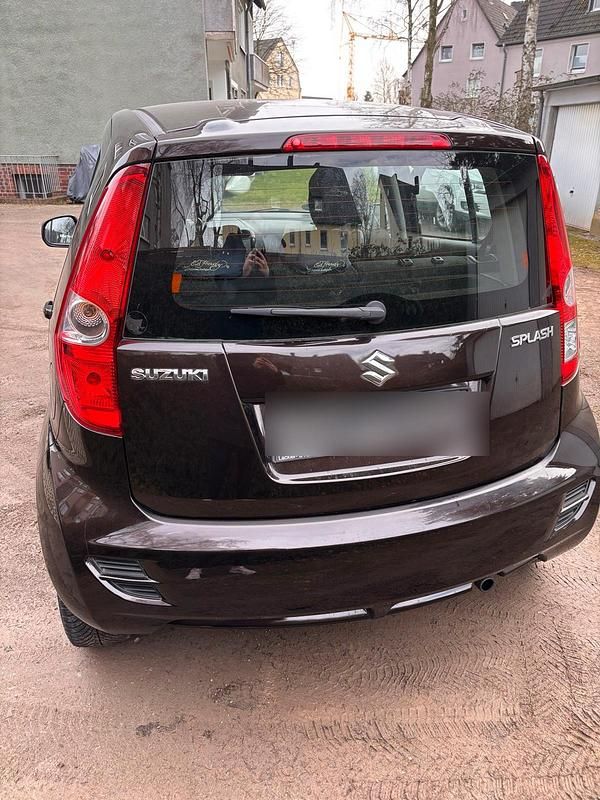 Gebraucht Suzuki Splash 69 PS (50 kW) 2013 Braun Kleinwagen
