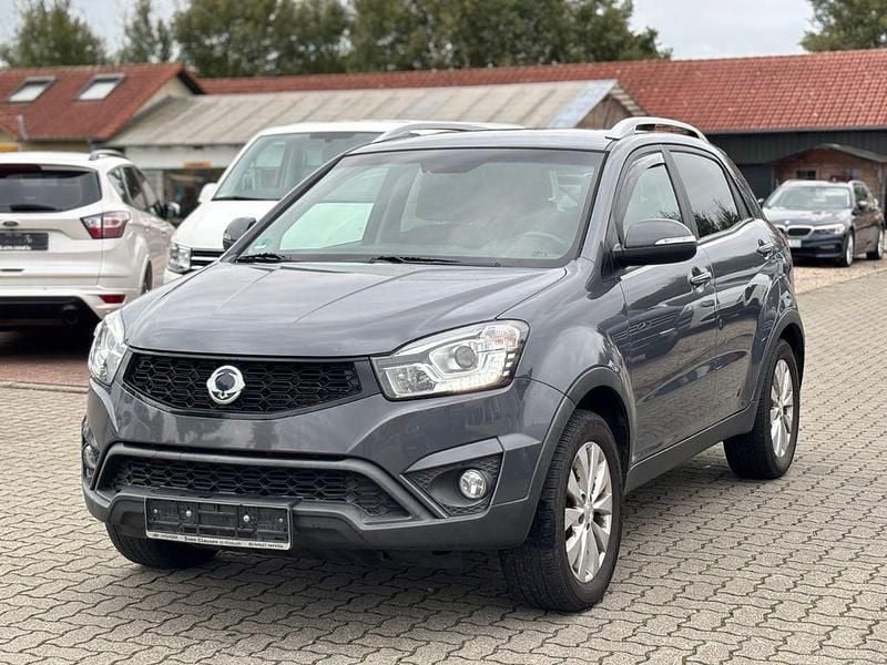 Grau Gebraucht 2015 Ssangyong (KGM) Korando SUV | 4.950 € (Guter Preis) - Bild 1/4