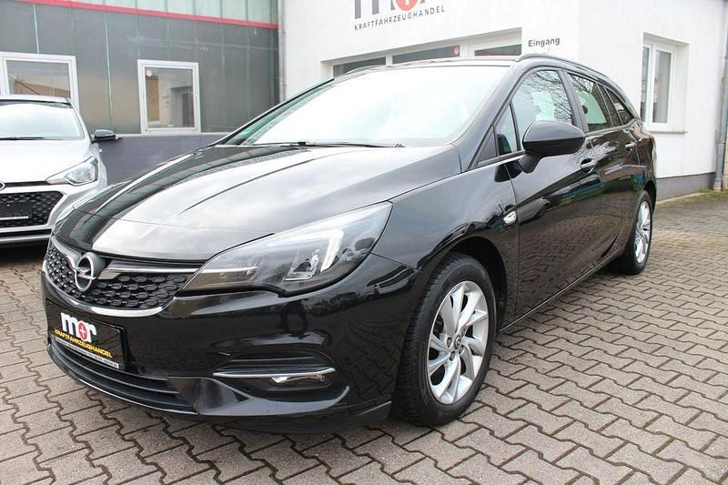 Gebraucht Opel Astra Edition 105 PS (77 kW) 2021 Schwarz Kombi