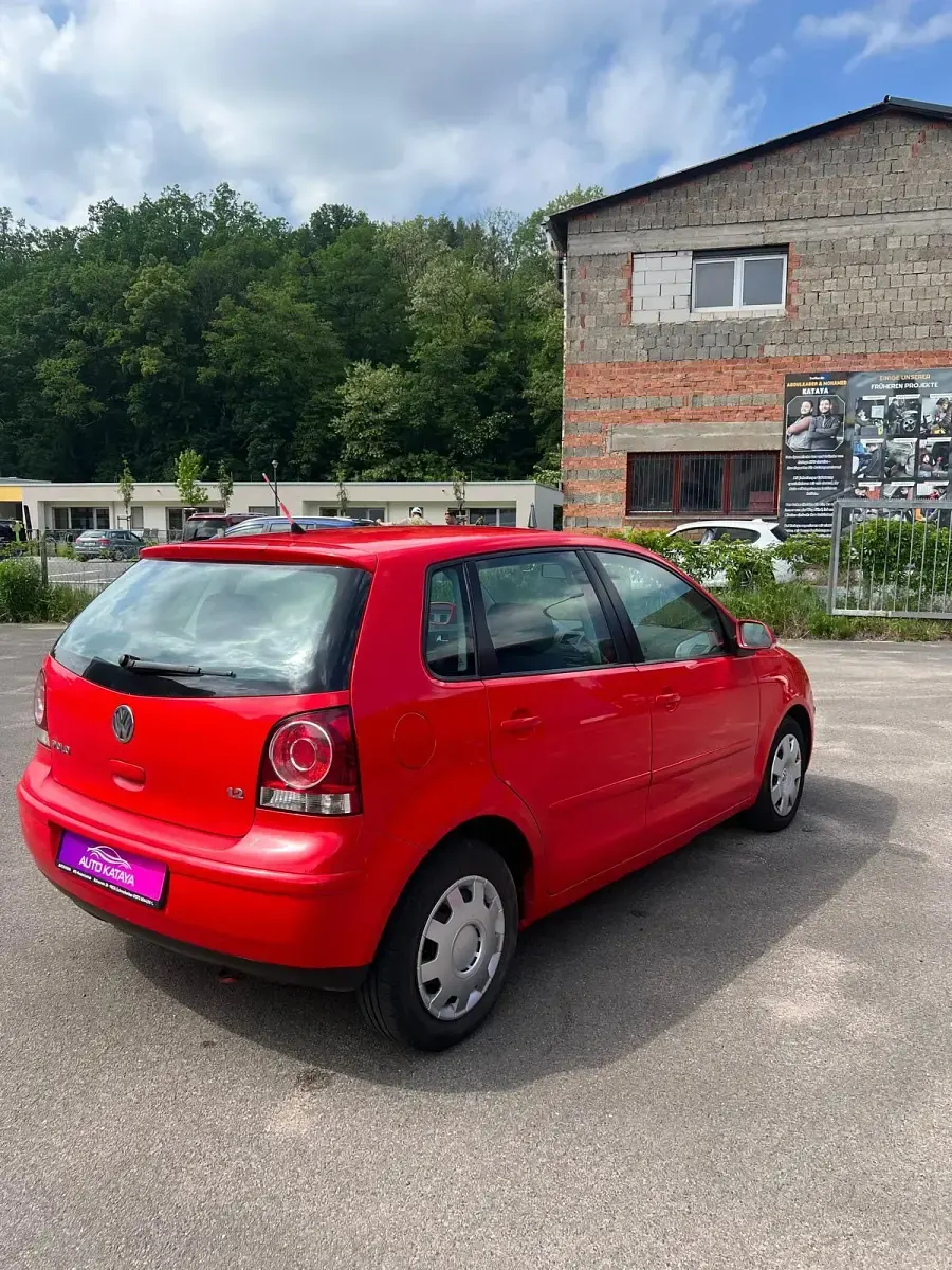 Gebraucht VW Polo 70 PS (51 kW) 2009 Rot Kleinwagen