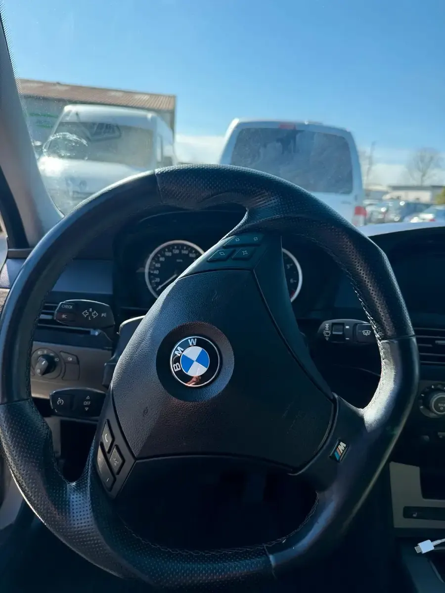 Gebraucht BMW 520 170 PS (125 kW) 2004 Grau Limousine