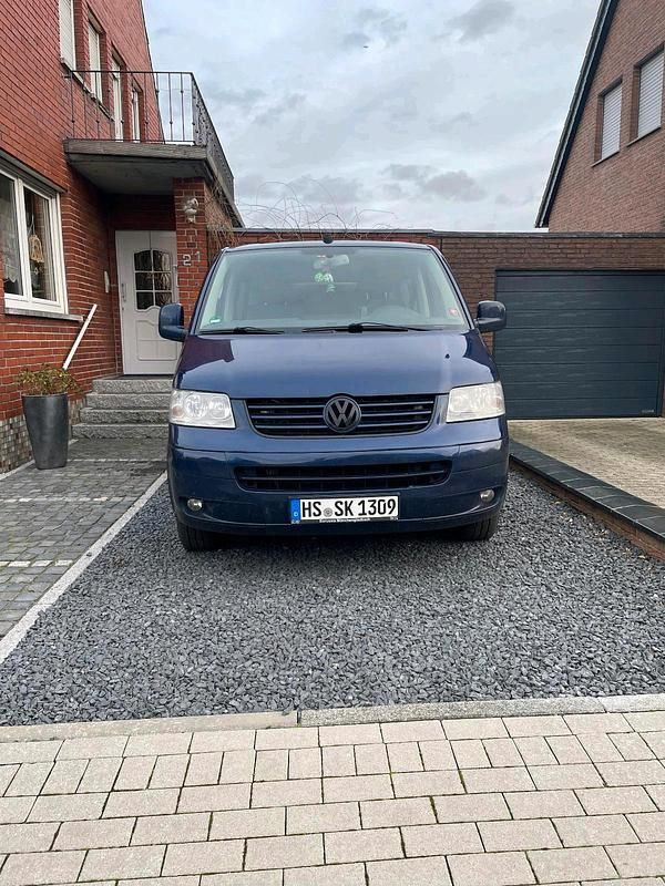 Gebraucht VW Multivan 174 PS (127 kW) 2008 Blau Van