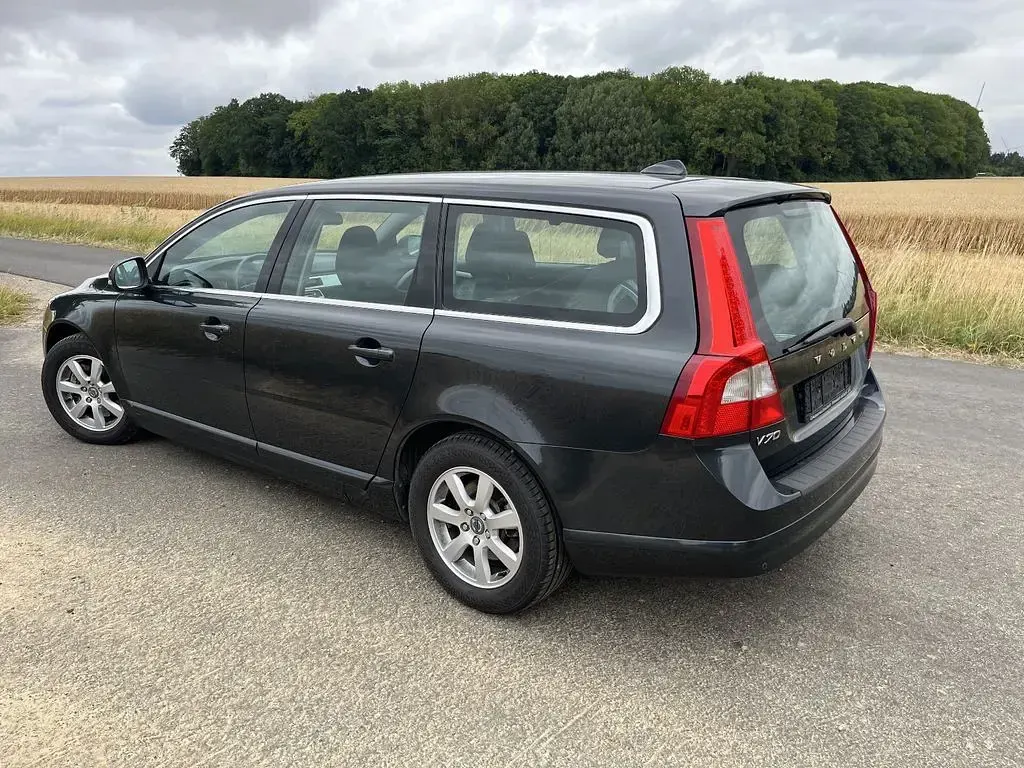 Gebraucht Volvo V70 163 PS (119 kW) 2012 Schwarz Kombi