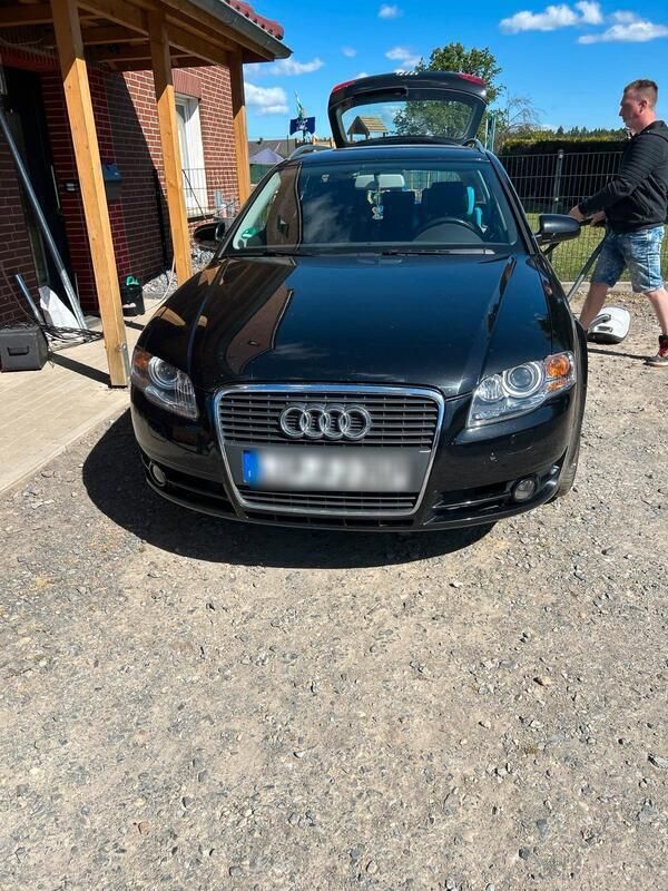 Schwarz Gebraucht 2005 Audi A4 Kombi | 2.399 € (Fairer Preis) - Bild 1/4