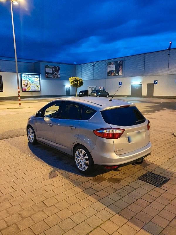 Gebraucht Ford C-MAX 140 PS (102 kW) 2012 Van / Kleinbus