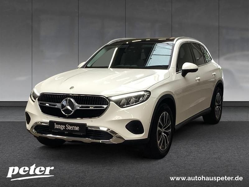 Weiß Gebraucht 2024 Mercedes GLC200 Avantgarde SUV | 52.210 € (Fairer Preis) - Bild 1/4
