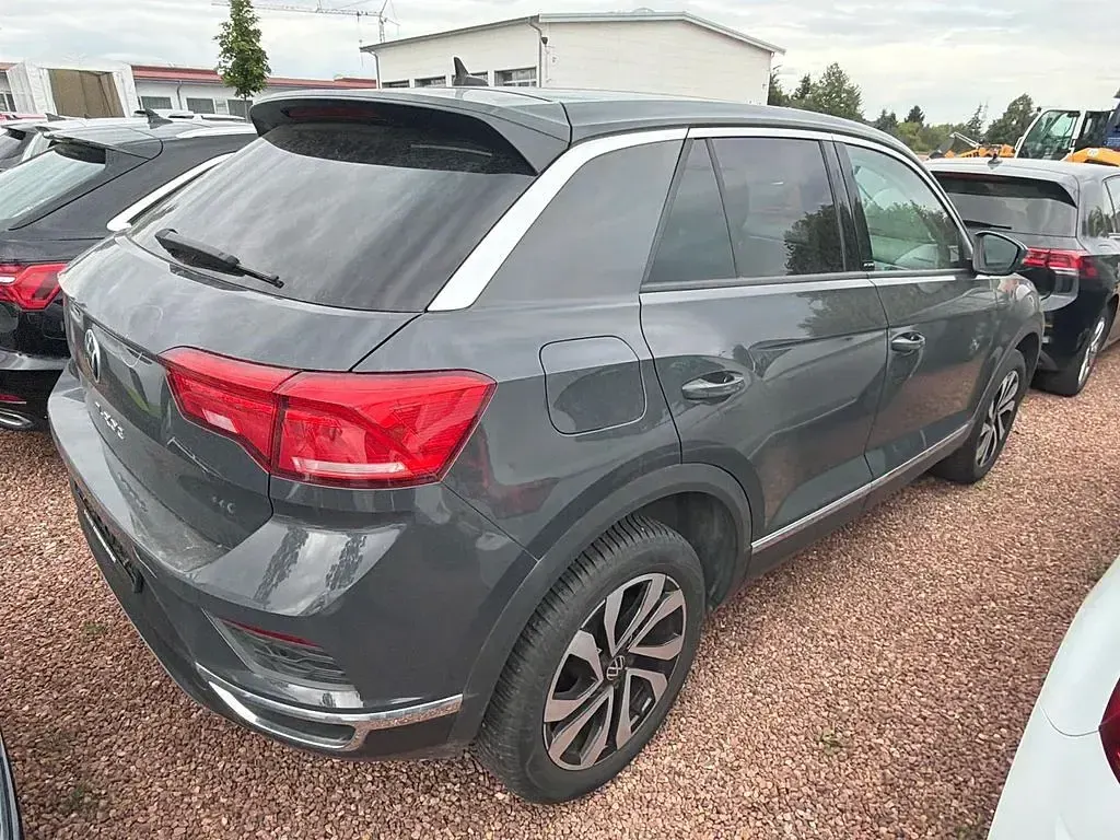 Gebraucht VW T-Roc Active 116 PS (85 kW) 2022 Uranograu SUV