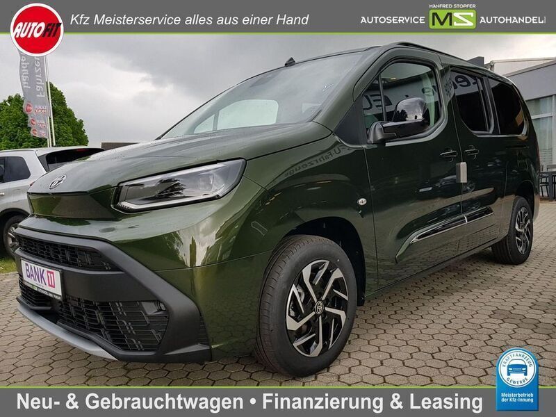 Grün Neu 2025 Toyota Proace Verso City Kombi | 33.850 € (Etwas zu teuer) - Bild 1/4