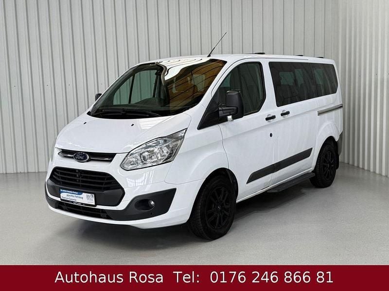 Weiß Gebraucht 2014 Ford Tourneo Custom Trend Van / Kleinbus | 12.950 € (Teuer) - Bild 1/4