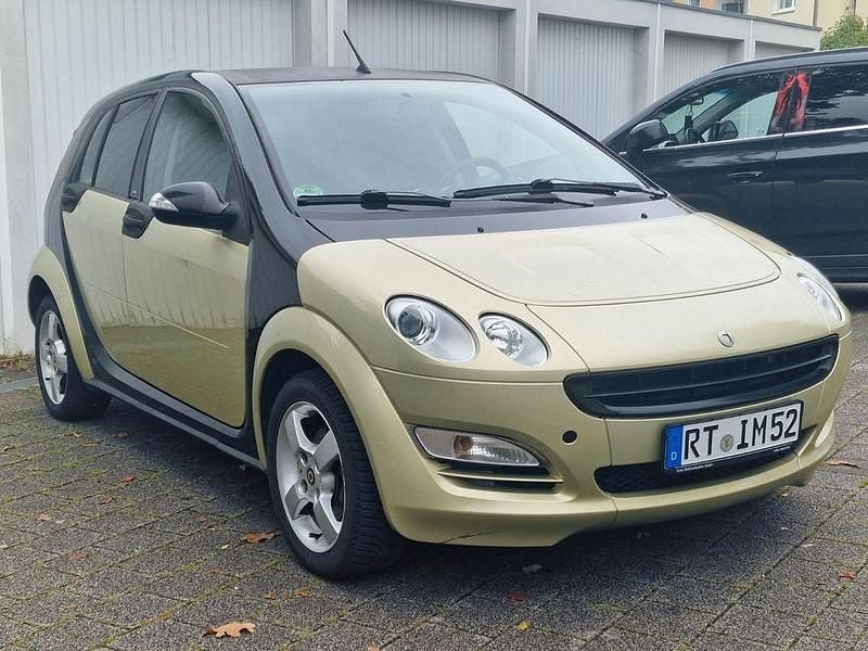 Schwarz Gebraucht 2005 Smart ForFour Limousine | 1.799 € (Fairer Preis) - Bild 1/4