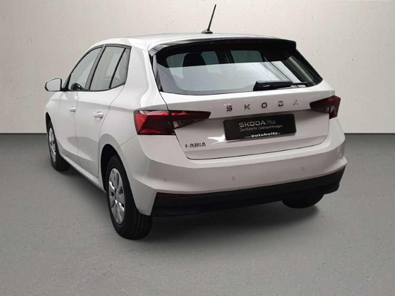 Neu Skoda Fabia Essence 95 PS (69 kW) 2025 Candyweiss Kleinwagen