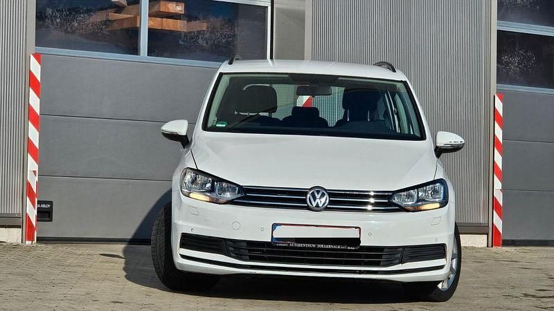 Gebraucht VW Touran 150 PS (110 kW) 2017 Weiß Van / Kleinbus