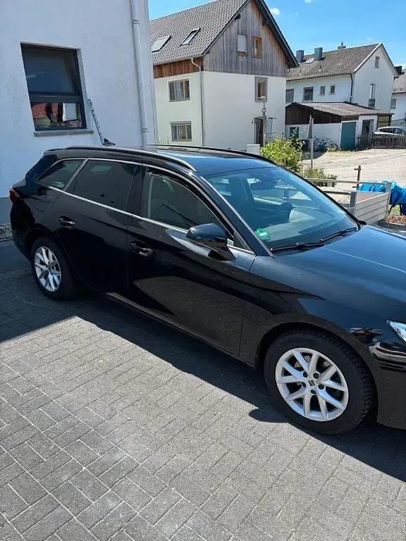 Gebraucht Seat Leon Style 150 PS (110 kW) 2022 Schwarz Limousine