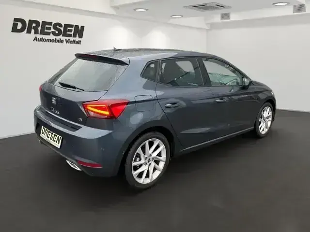 Gebraucht Seat Ibiza FR 110 PS (80 kW) 2023 Magnetic grau metallic Kleinwagen