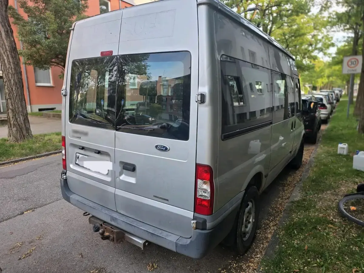 Gebraucht Ford Transit 125 PS (91 kW) 2013 Silber Van / Kleinbus