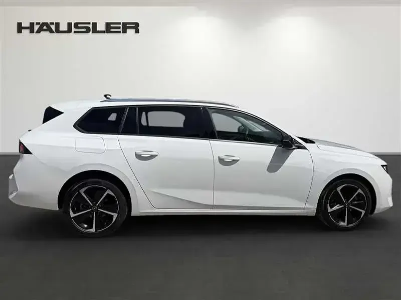 Gebraucht Opel Astra Business Elegance 131 PS (96 kW) 2023 Weiß Kleinwagen