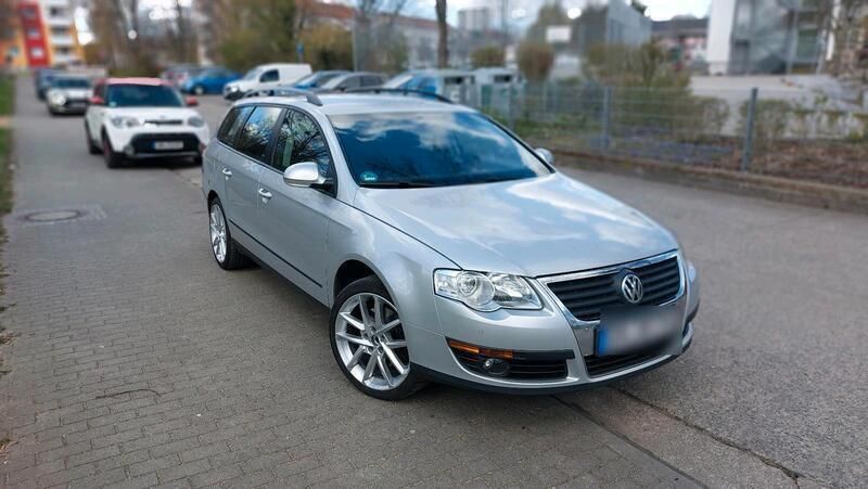 Grau Gebraucht 2007 VW Passat Kombi | 2.500 € (Guter Preis) - Bild 1/4
