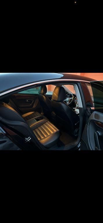 Usado VW CC 200 HP (147 kW) 2010 Preto Sedan