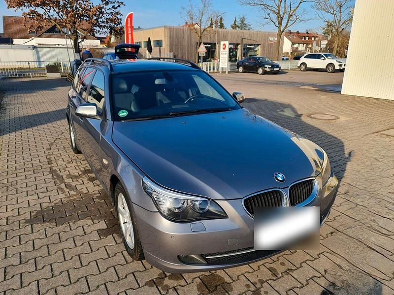 Gebraucht BMW 520 Performance 177 PS (130 kW) 2009 Grau Kombi
