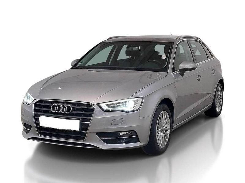 Silber Gebraucht 2015 Audi A3 Sportback Sport Limousine | 12.950 € (Fairer Preis) - Bild 1/4