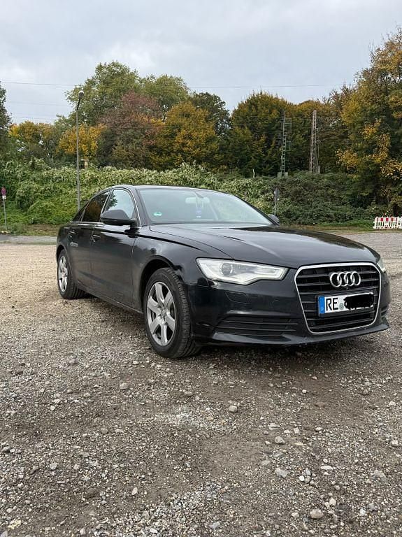 Schwarz Gebraucht 2011 Audi A6 Ambiente Limousine | 16.499 € (Fairer Preis) - Bild 1/4