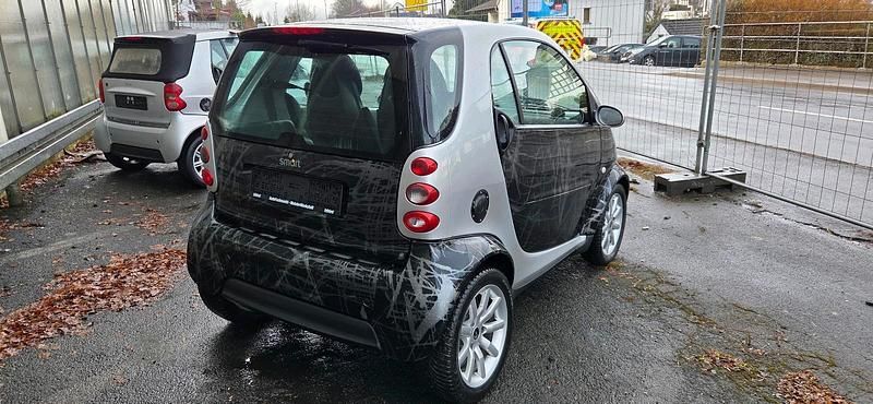 Gebraucht Smart ForTwo Coupé 61 PS (44 kW) 2005 Schwarz Coupé