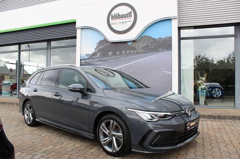 Grau Gebraucht 2021 VW Golf VIII R-line Kombi | 24.951 € (Fairer Preis) - Bild 1/4