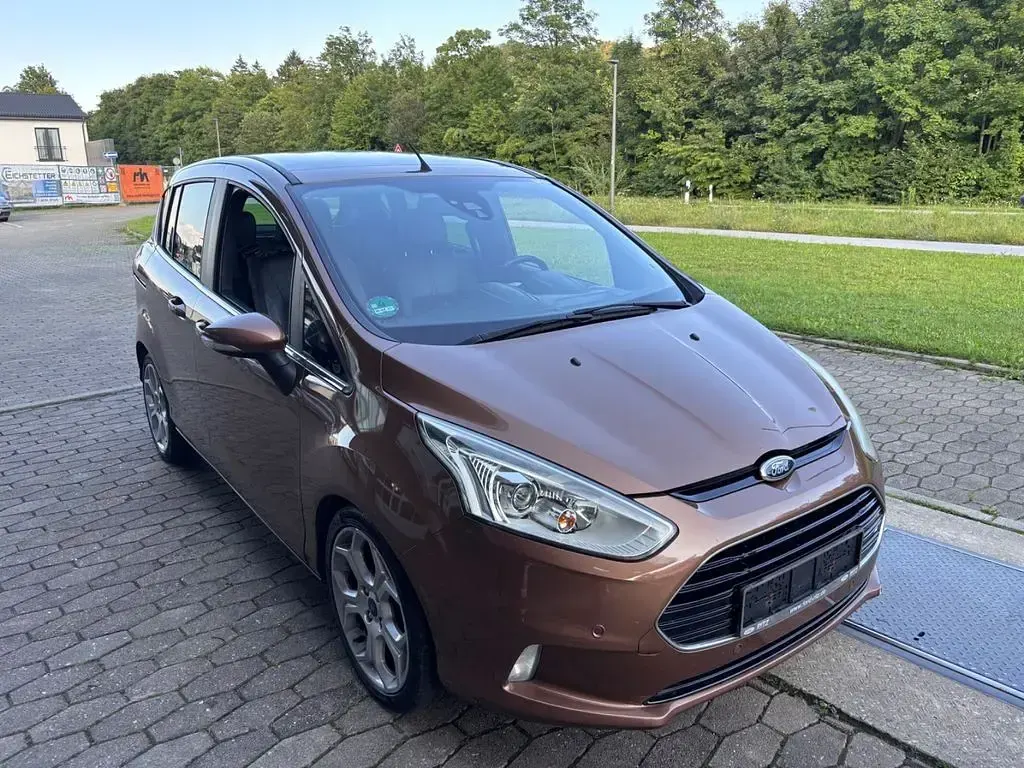 Używany Ford B-MAX Titanium 120 KM (88 kW) 2012 Brązowy Minivan