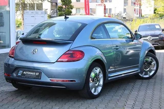 Usata VW Beetle 150 CV (110 kW) 2017 Blu Utilitaria