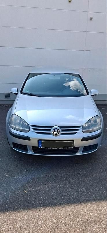Silber Gebraucht 2004 VW Golf IV Limousine | 3.980 € (Fairer Preis) - Bild 1/4