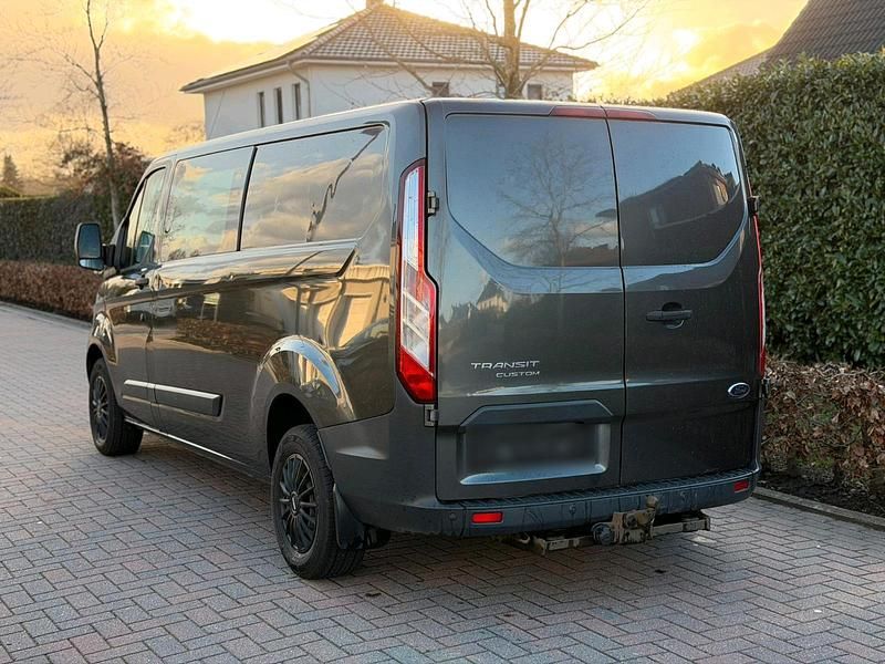 Usata Ford Transit 131 CV (96 kW) 2017 Grigio Monovolume