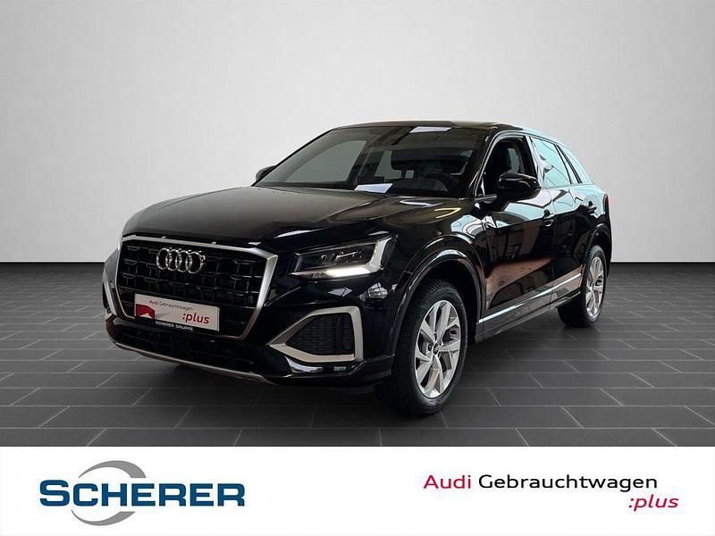 Mythosschwarz metallic (metallic) Gebraucht 2023 Audi Q2 Advanced Plus SUV | 27.250 € (Fairer Preis) - Bild 1/4