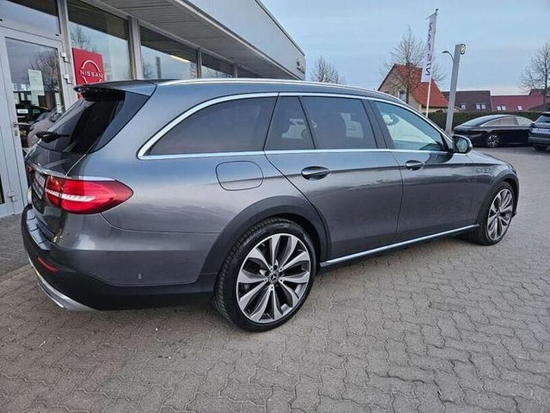 Gebraucht Mercedes E400 340 PS (250 kW) 2019 Silber Kombi