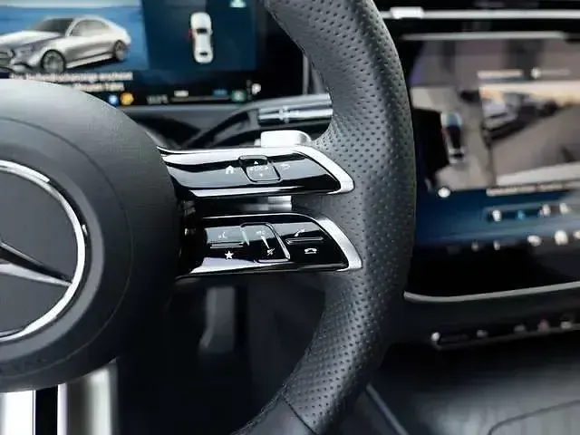 Gebraucht Mercedes E200 AMG 2025 Weiss Limousine