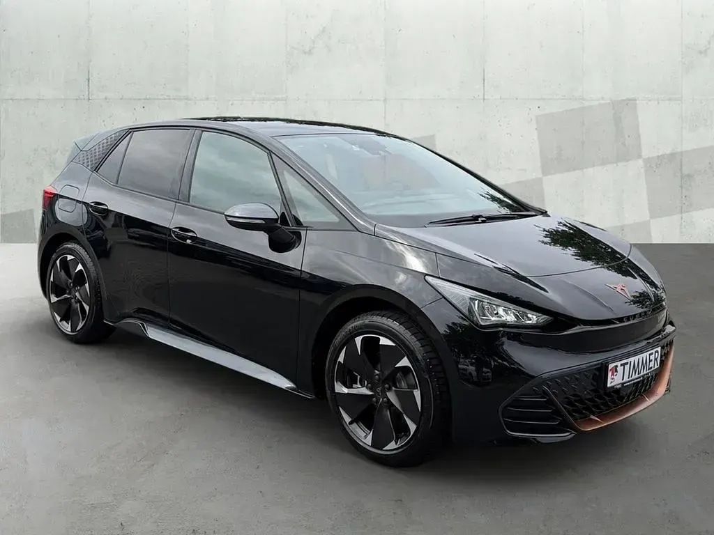 Neu Cupra Born e-Boost 150 kW (204 PS) 2026 Schwarz Kleinwagen