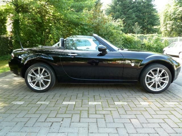 Second-hand Mazda MX5 160 CP (117 kW) 2009 Negru Cabrio